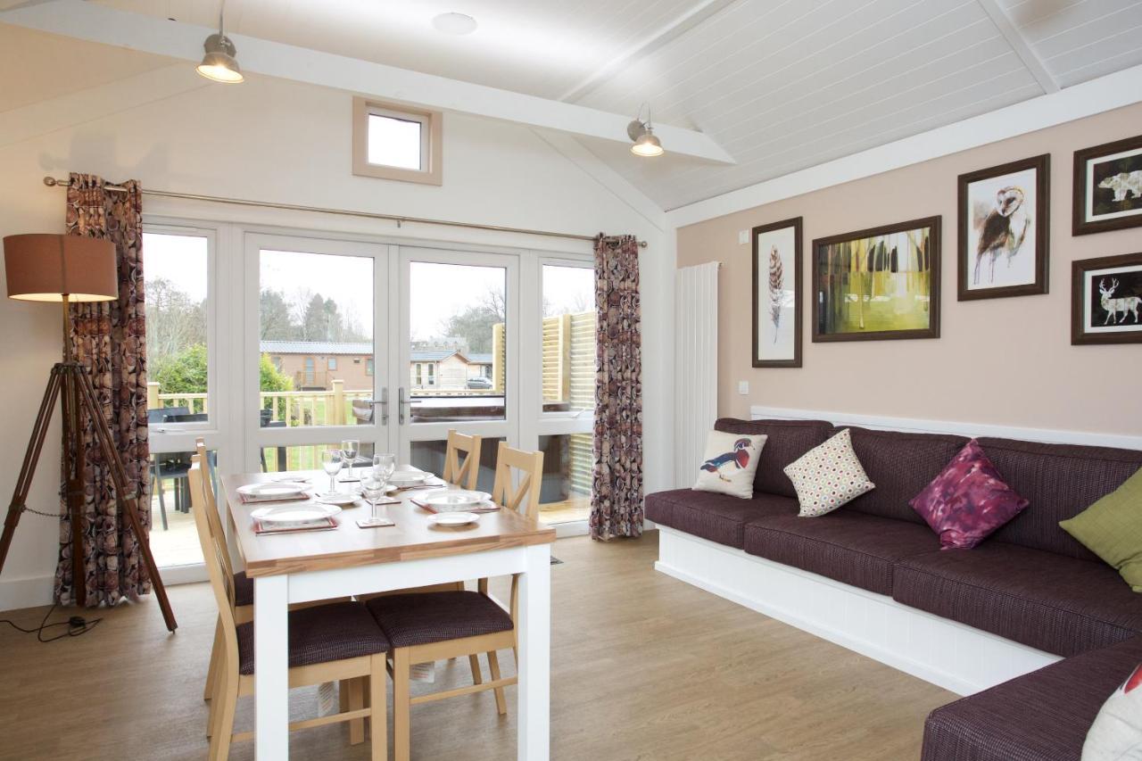 Braidhaugh Holiday Lodge And Glamping Park 克里夫 外观 照片