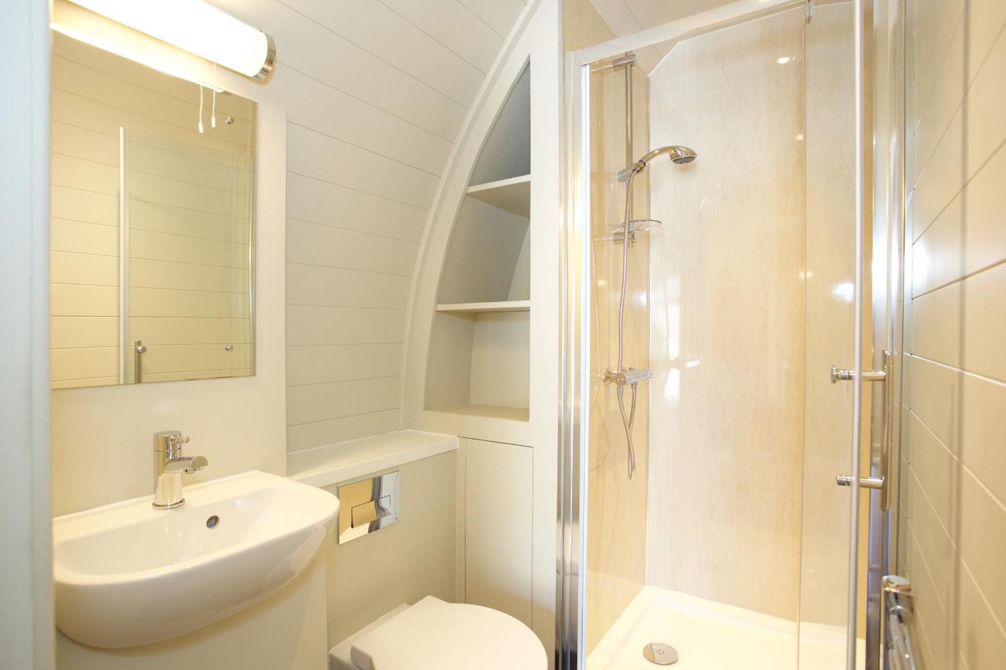 Braidhaugh Holiday Lodge And Glamping Park 克里夫 外观 照片